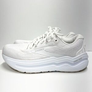 Brooks Ghost Max 2, Women's 10.5 White Low Top Running Shoe Athletic Sneaker